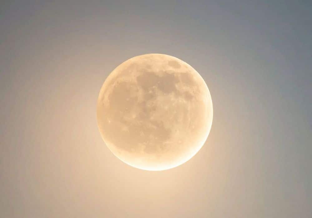 Rendez-vous Coupes de Cheveux Pleine Lune au Salon Laure Gabillet | Rendez vous Coupes de Cheveux Pleine Lune au Salon Laure Gabillet