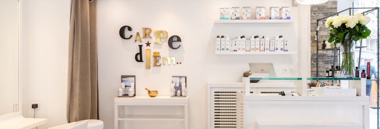 Le salon de coiffure | laure gabillet salon coiffure paris 16eme entree 1